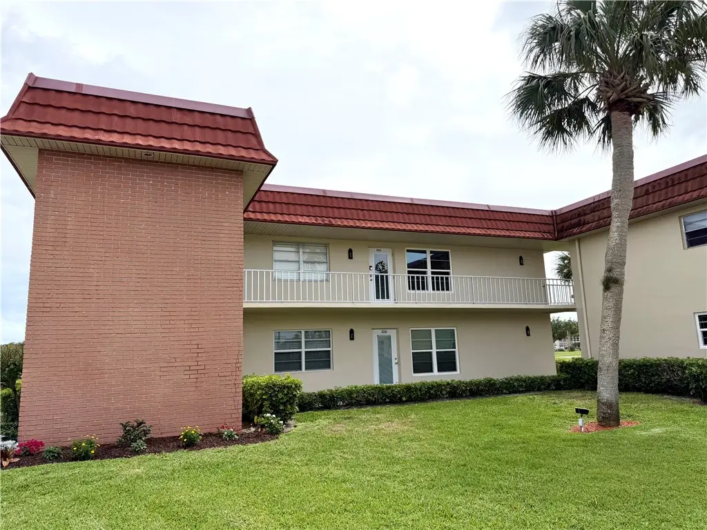 67 Royal Oak Drive #206, Vero Beach, FL 32962 - #1