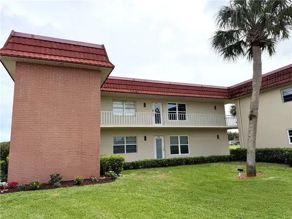 67 Royal Oak Drive #206, Vero Beach, FL 32962