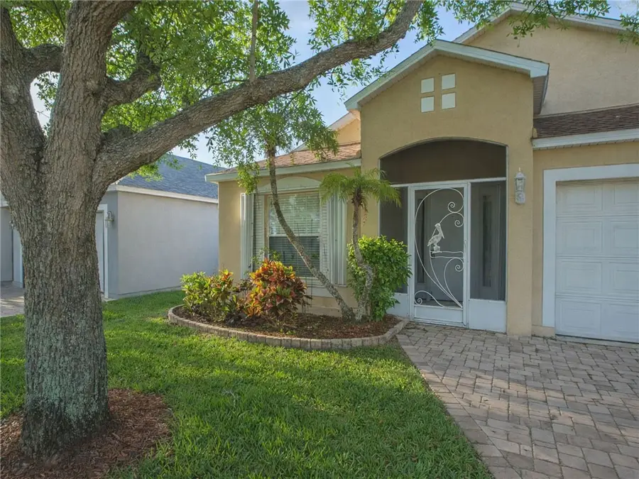 1146 N 13th Square, Vero Beach, FL 32960 - #2