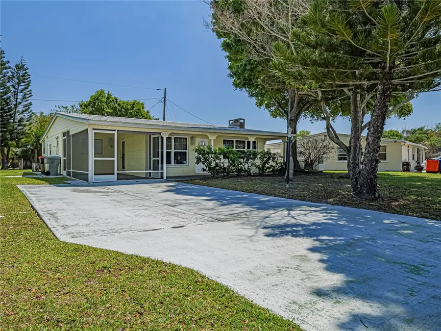 1620 5th Avenue, Vero Beach, FL 32960 - #3