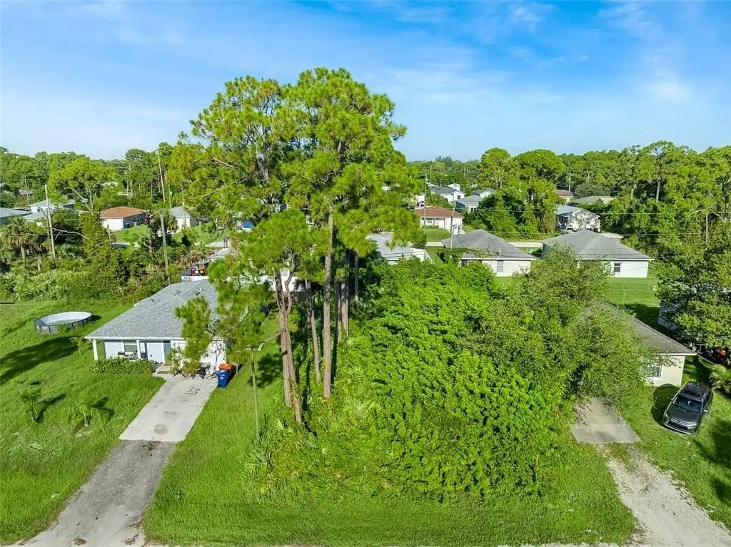 1145 10th Court Sw, Vero Beach, FL 32962 - #1