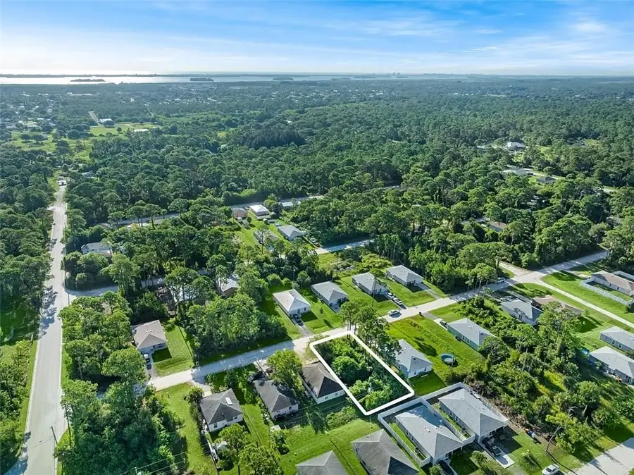 1145 10th Court Sw, Vero Beach, FL 32962 - #3