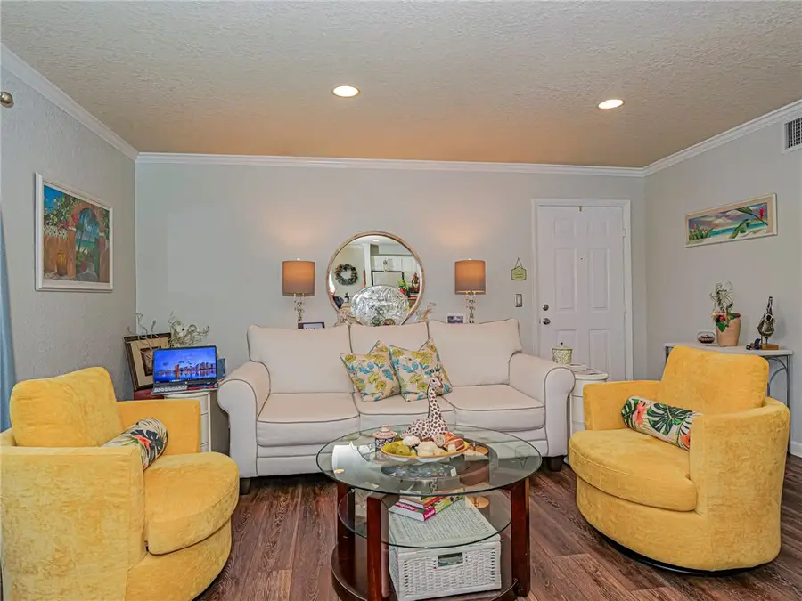 1135 3rd Avenue #104, Vero Beach, FL 32960 - #3