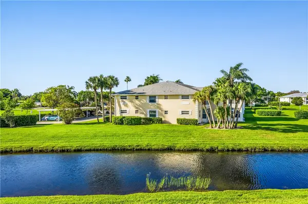 379 N Grove Isle Circle #379, Vero Beach, FL 32962