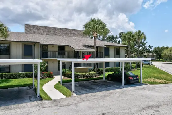 18 Plantation Drive #206, Vero Beach, FL 32966