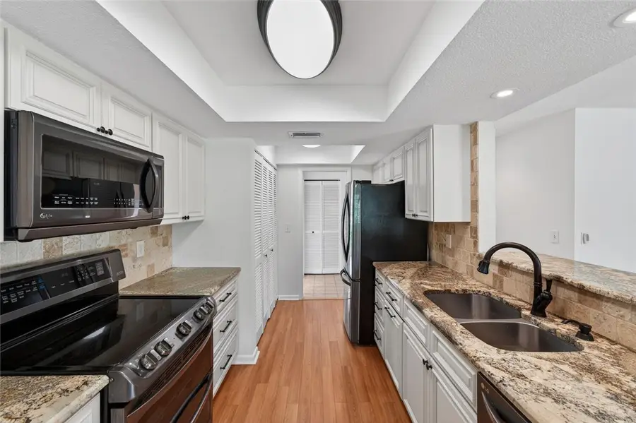 910 E Causeway Boulevard #A4, Vero Beach, FL 32963 - #3