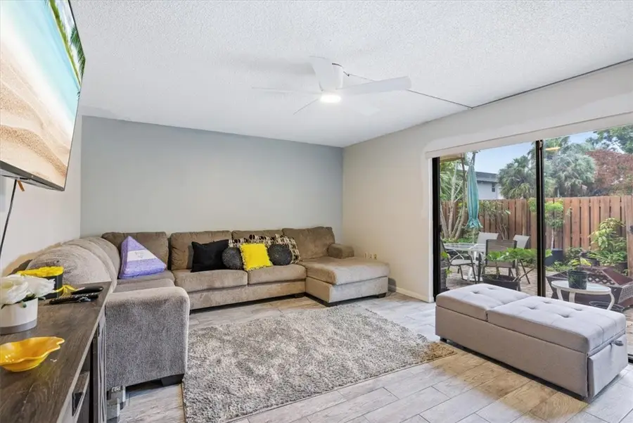 1170 6th Avenue #11D, Vero Beach, FL 32960 - #2