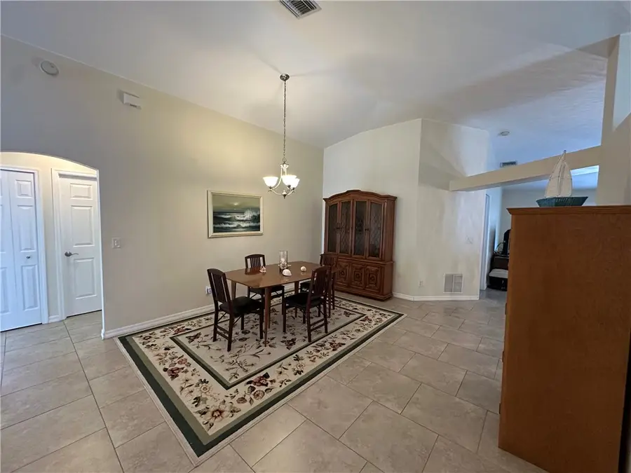 1071 W 13th Square, Vero Beach, FL 32960 - #2