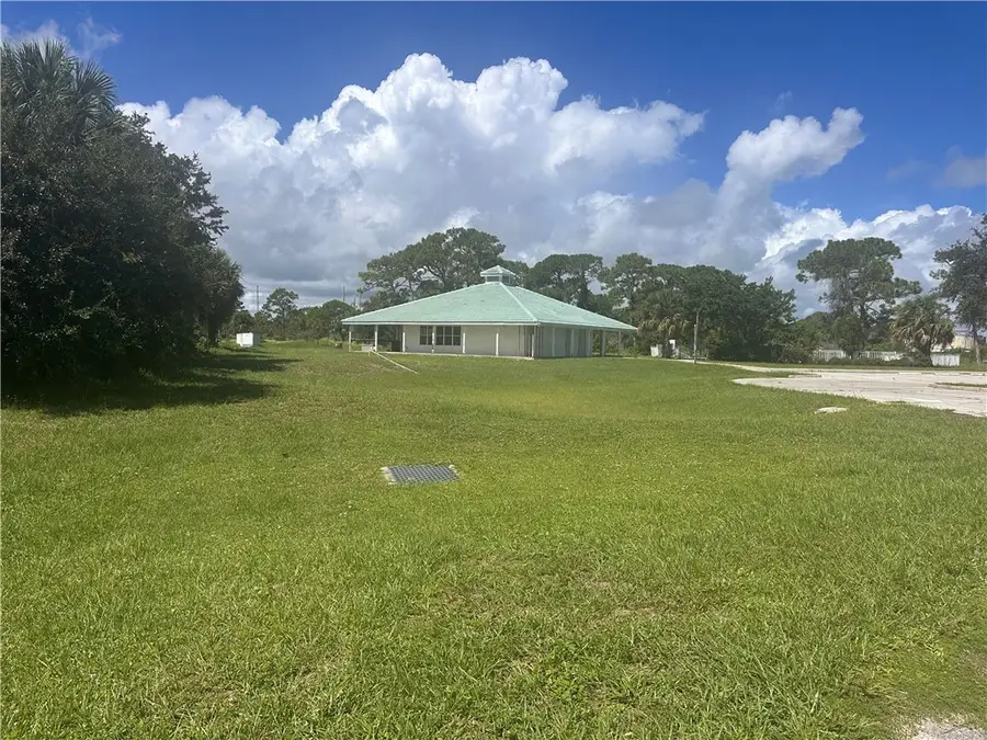 8900 Seventh Avenue, Sebastian, FL 32976 - #2