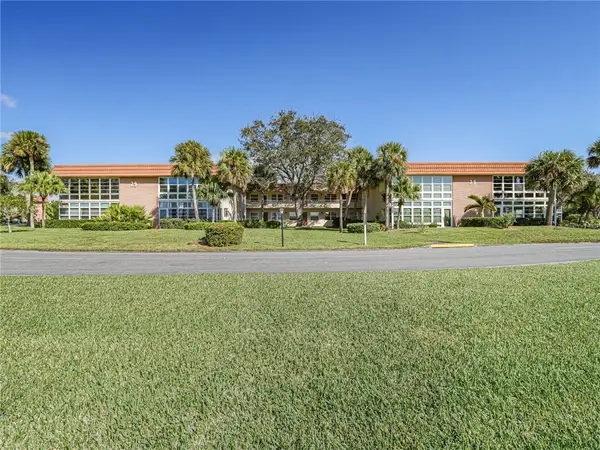 29 Vista Gardens Trail #203, Vero Beach, FL 32962