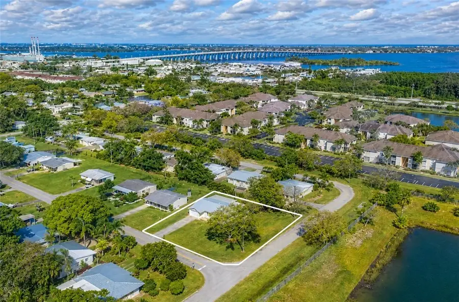 1310 4th Avenue, Vero Beach, FL 32960 - #3