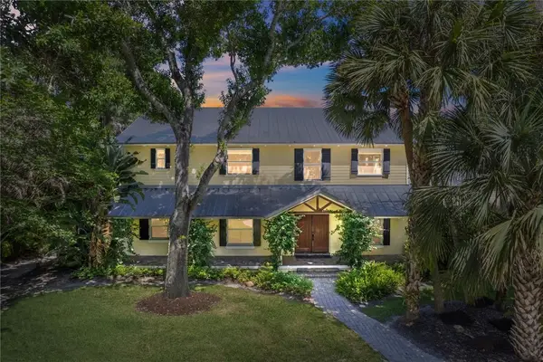 1720 E Rosewood Court, Vero Beach, FL 32966