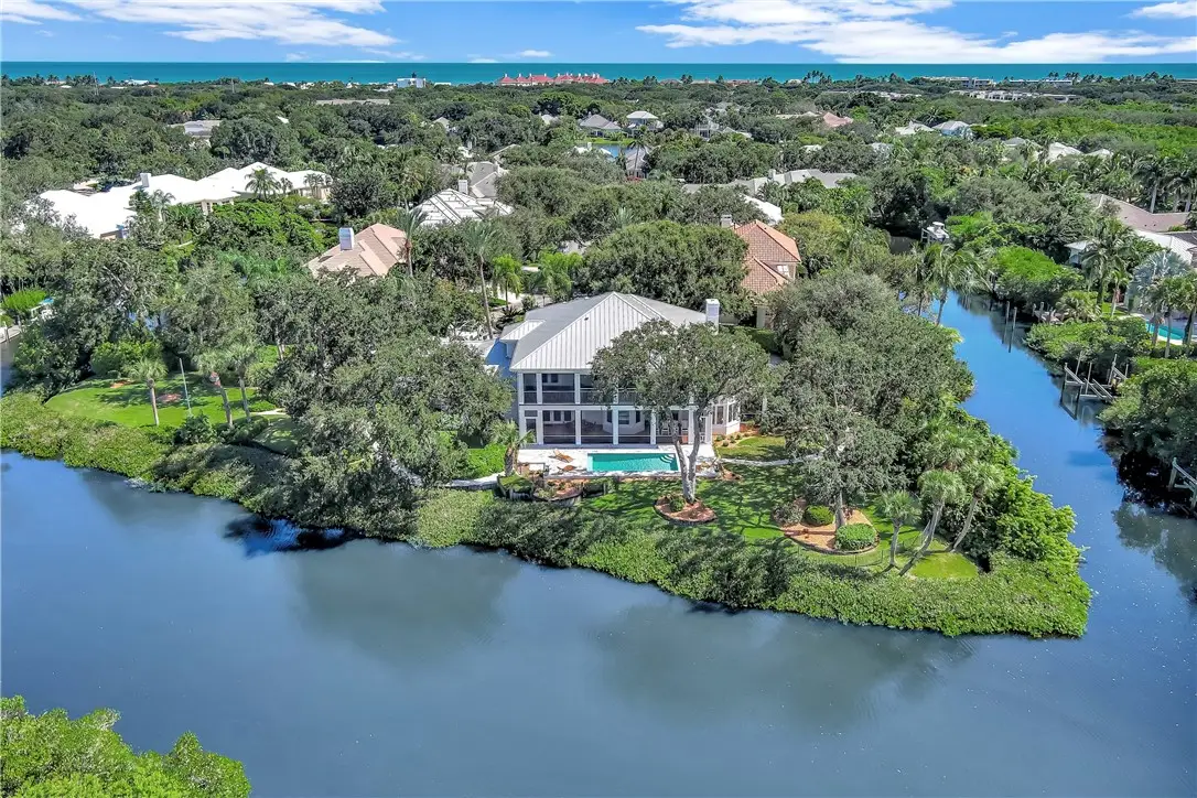 140 Waterway Lane, Vero Beach, FL 32963 - #1