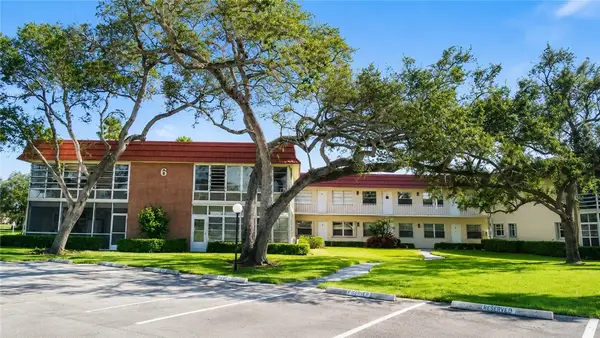 6 Vista Palm Lane #102, Vero Beach, FL 32962