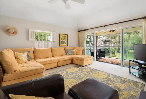 101 W Park Shores Circle #2W, Vero Beach, FL 32963
