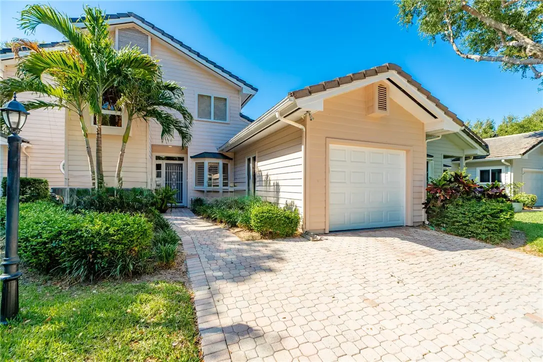 120 Chinaberry Lane #15, Vero Beach, FL 32963 - #1