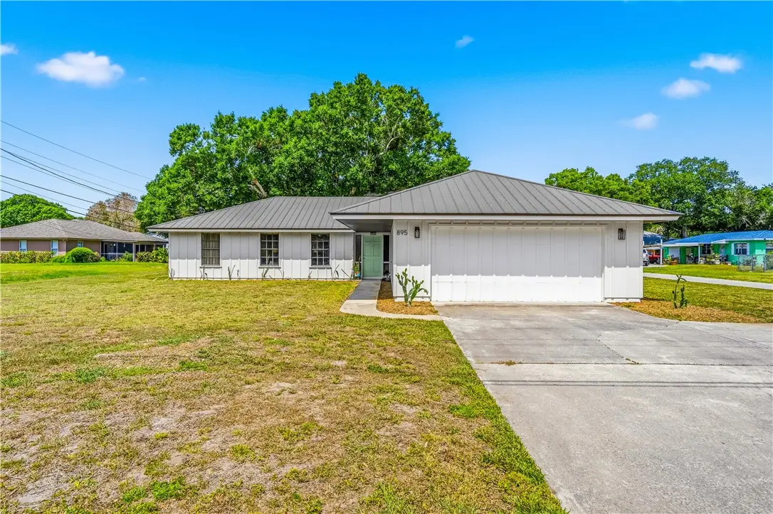895 20th Avenue, Vero Beach, FL 32960 - #1