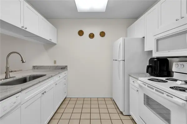 30 Plantation Drive #205, Vero Beach, FL 32966