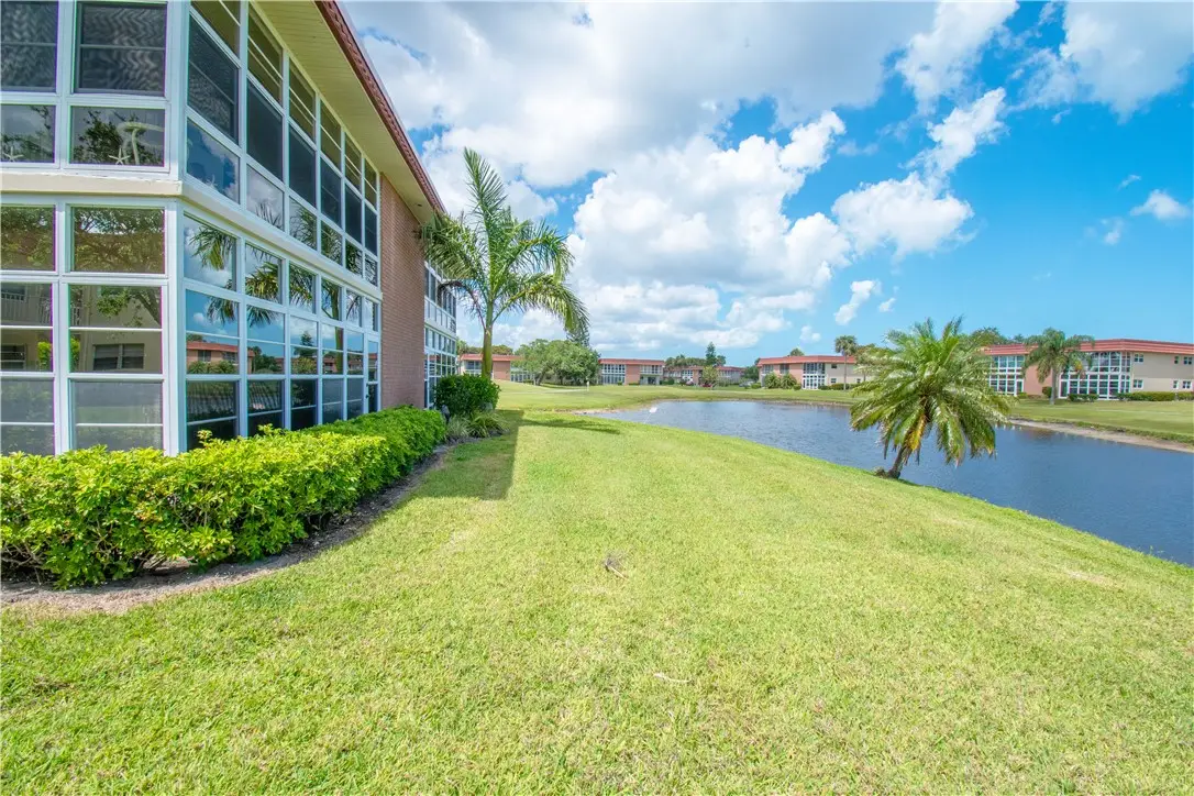 66 Woodland Drive #106, Vero Beach, FL 32962 - #1