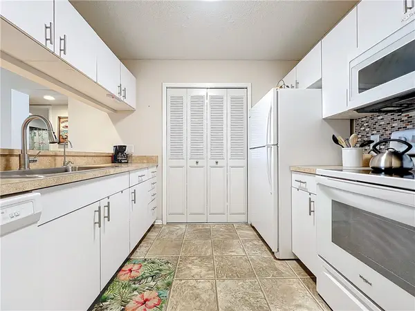 46 Plantation Drive #203, Vero Beach, FL 32966