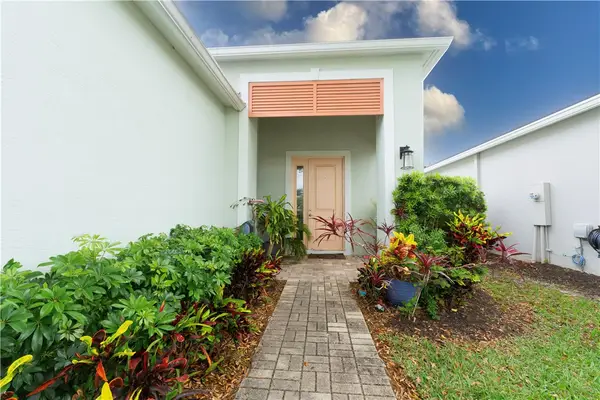 2172 Falls Manor, Vero Beach, FL 32967