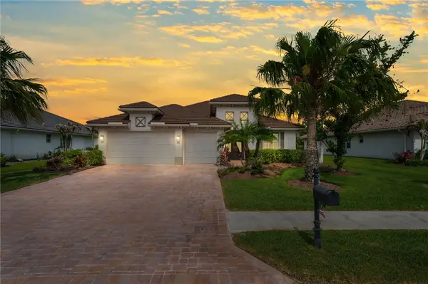 1095 Camelot Way, Vero Beach, FL 32966