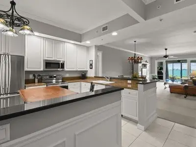 4 Harbour Isle Drive E #106, Fort Pierce, FL 34949 - #2