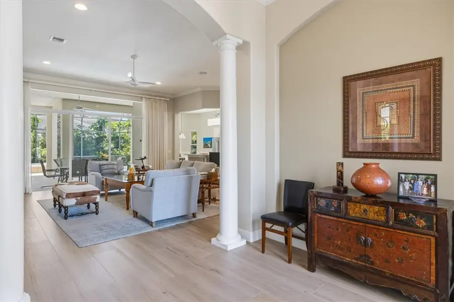 1357 W Island Club Square, Vero Beach, FL 32963 - #2