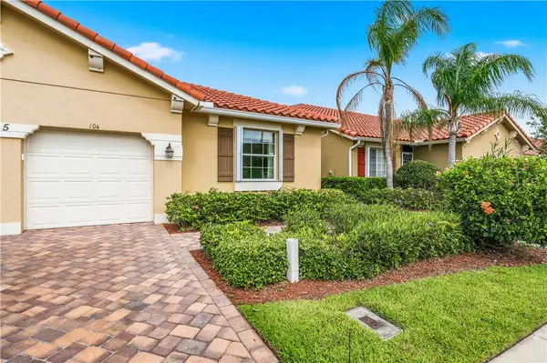 6425 Oxford Circle #104D, Vero Beach, FL 32966