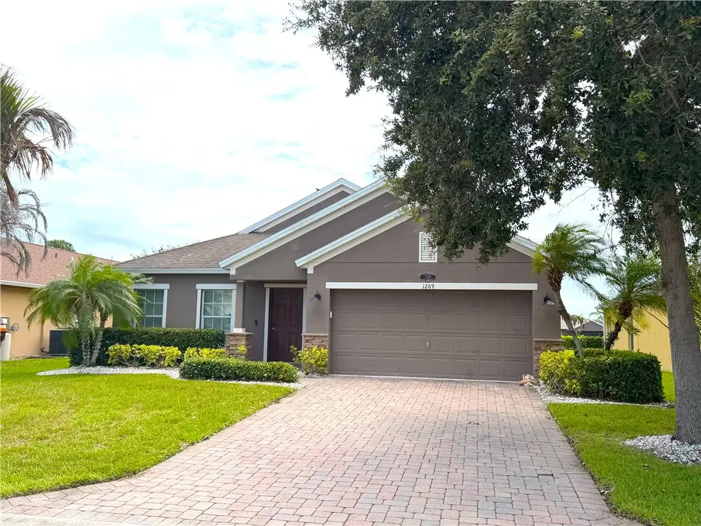 1269 Lexington Manor Sw, Vero Beach, FL 32962 - #1