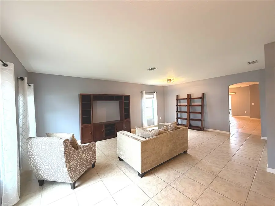 1269 Lexington Manor Sw, Vero Beach, FL 32962 - #3