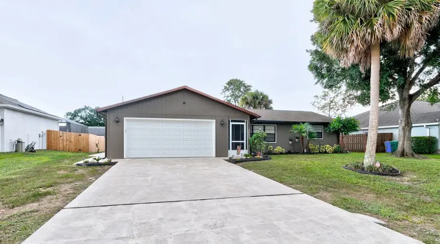585 Ray Street, Sebastian, FL 32958 - #2