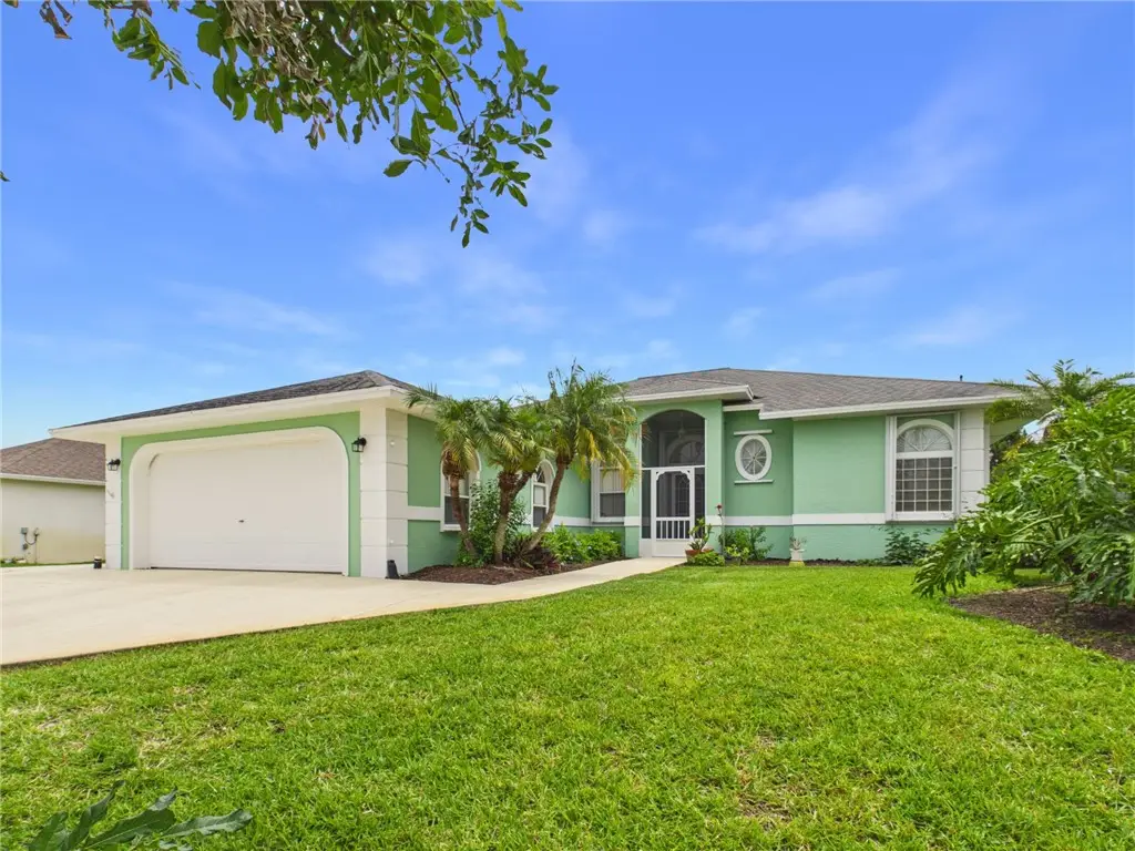 865 George Street, Sebastian, FL 32958 - #1
