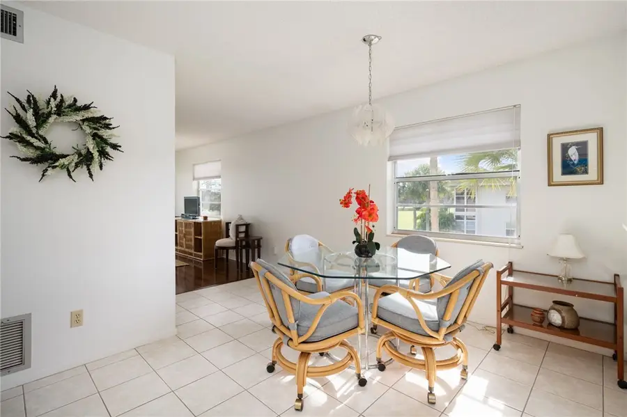 40 Vista Gardens Trail #201, Vero Beach, FL 32962 - #2