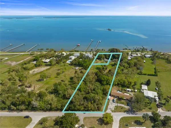 13095 N Indian River Drive, Sebastian, FL 32958