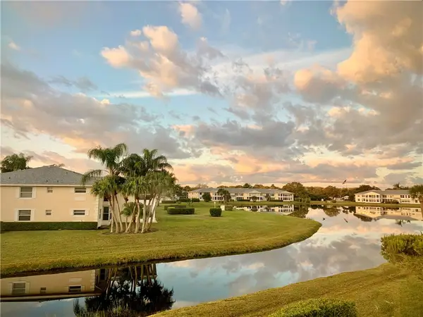 375 N Grove Isle Circle #375, Vero Beach, FL 32962