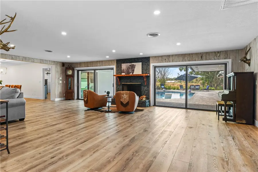 2525 4th Street, Vero Beach, FL 32962 - #2