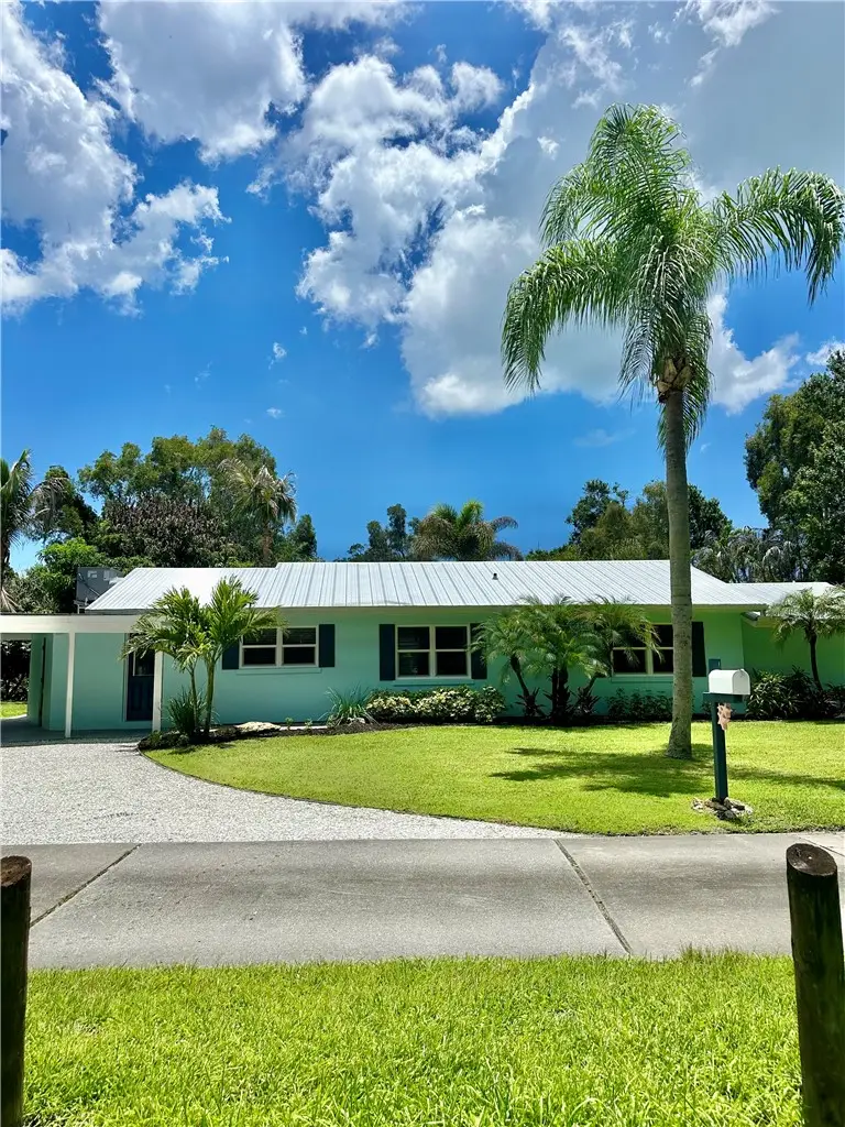 450 28th Court, Vero Beach, FL 32968 - #1