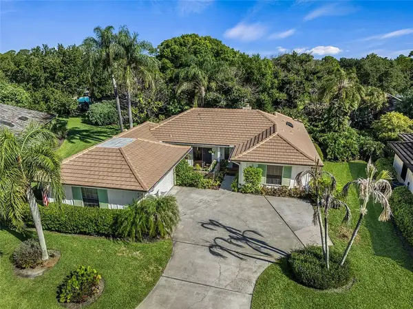 129 Prestwick Circle, Vero Beach, FL 32967
