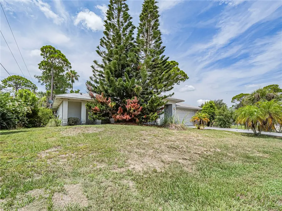 129 Redgrave Drive, Sebastian, FL 32958 - #2