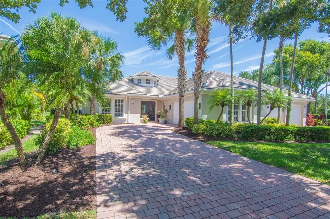 2229 Falls Circle, Vero Beach, FL 32967 - #1