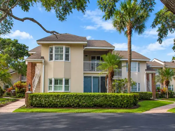 133 E Park Shores Circle #8E, Vero Beach, FL 32963