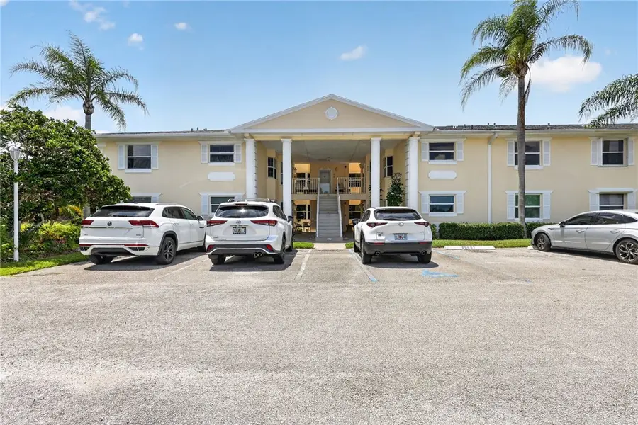 203 Grove Isle Circle #203, Vero Beach, FL 32962 - #2