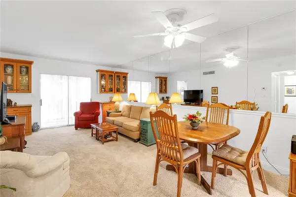 1100 Ponce De Leon Circle #E201, Vero Beach, FL 32960