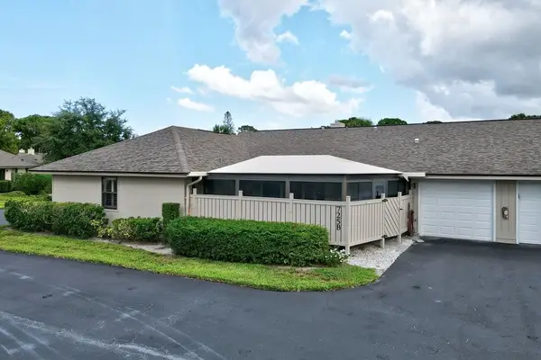 725 Timber Ridge Trail Sw #B, Vero Beach, FL 32962