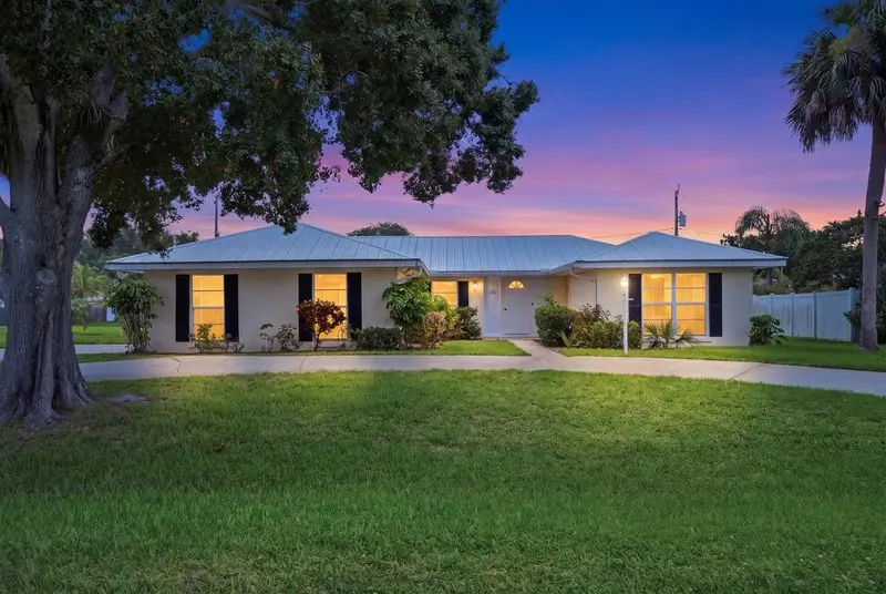 1426 34th Avenue, Vero Beach, FL 32960 - #1