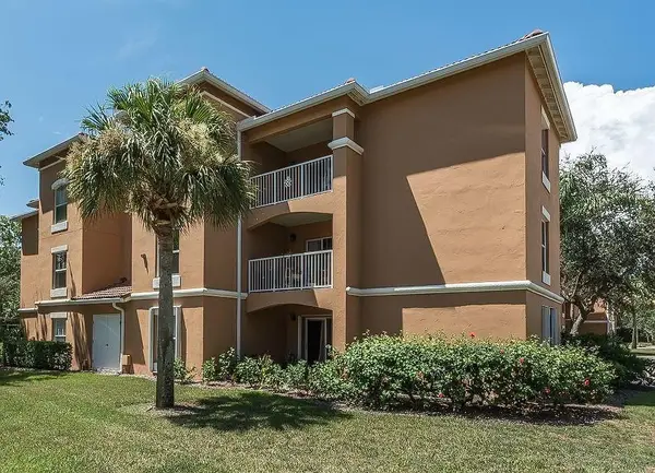 5080 Fairways Circle #202, Vero Beach, FL 32967