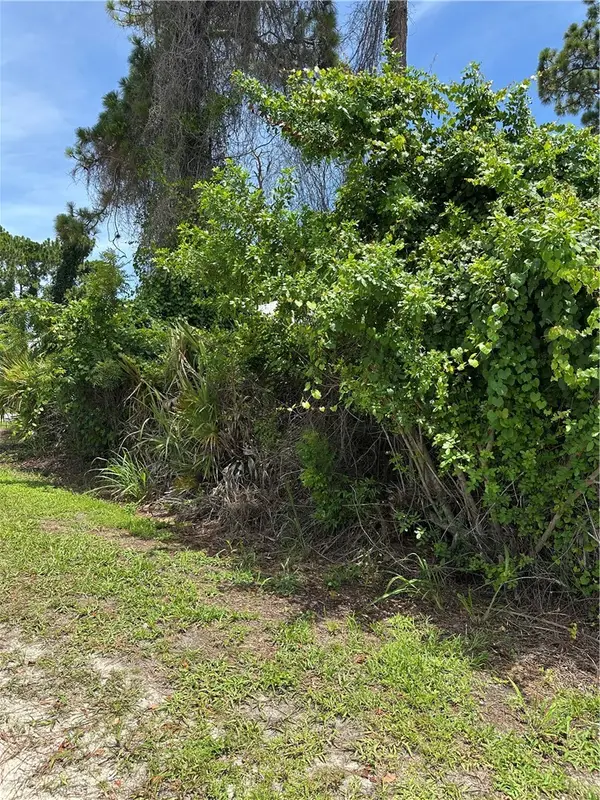 1290 11th Avenue Sw, Vero Beach, FL 32962