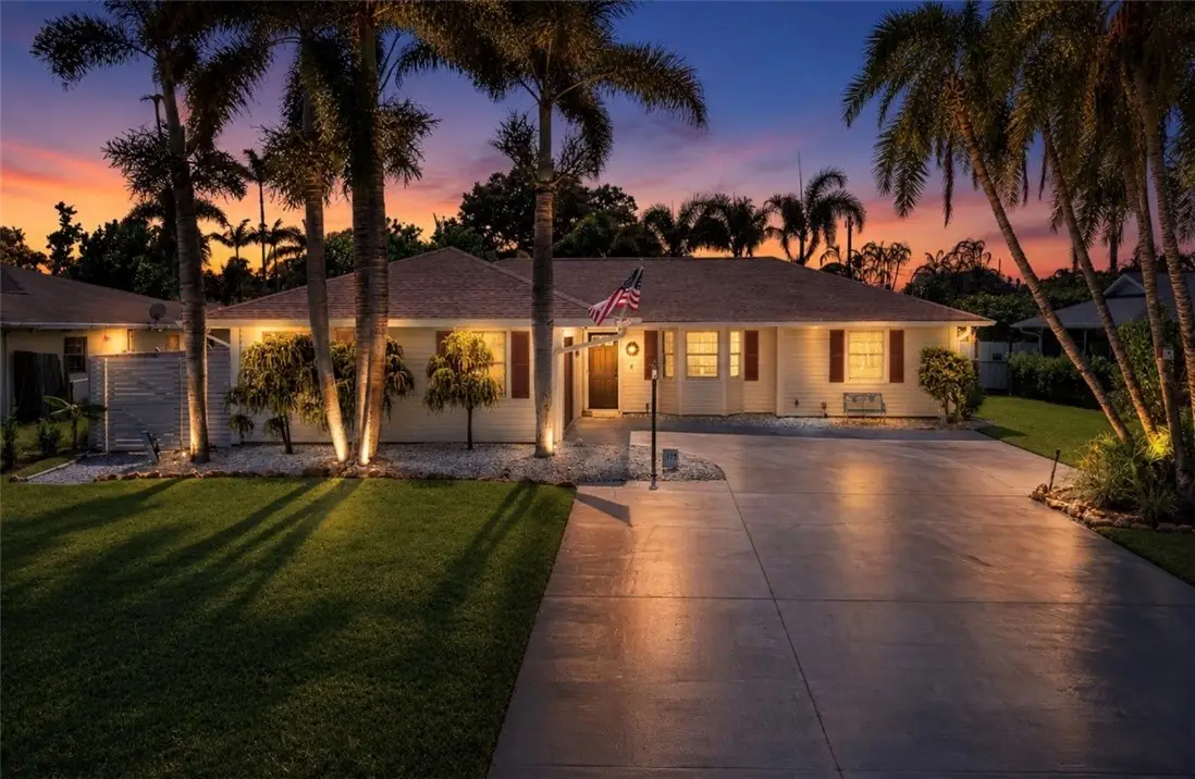175 9th Court, Vero Beach, FL 32962 - #1