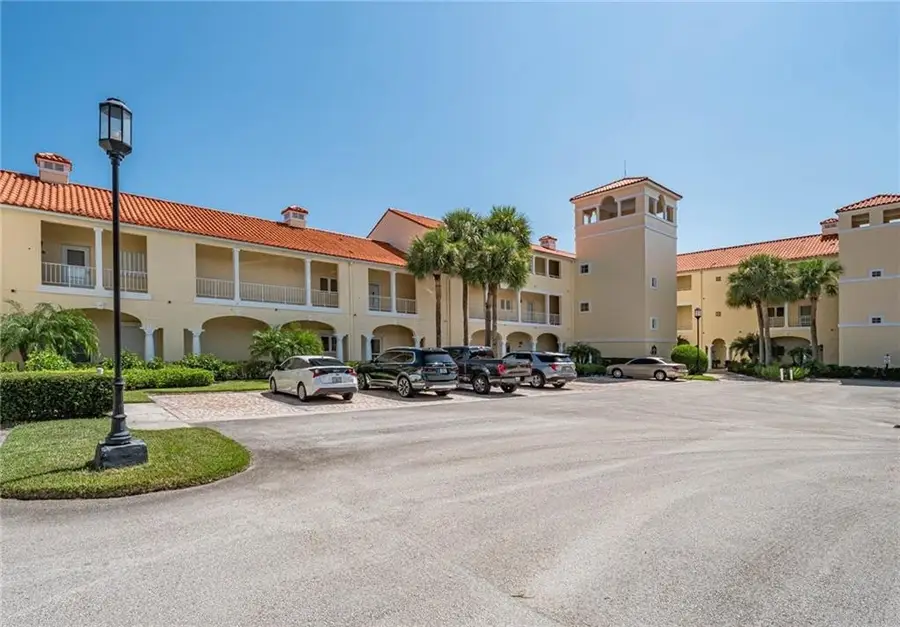 5060 Harmony Circle #105, Vero Beach, FL 32967 - #2